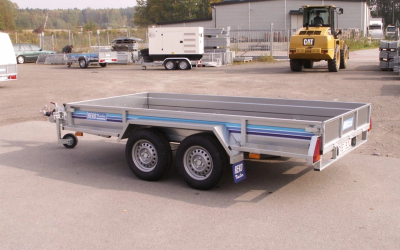 Et dubbelaxlat tandemsläp för att kunna dra riktigt tunga laster